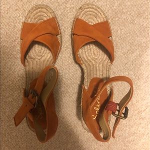 Never worn splendid wedges